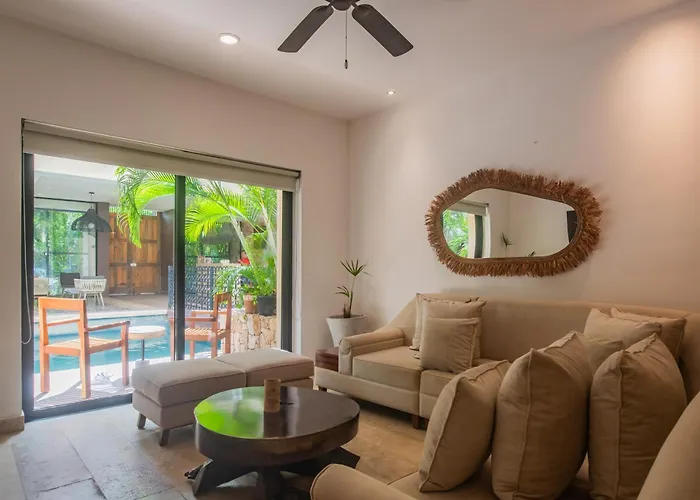 Luxury Aldea Zama 2bed - 2bat Private Terrace & Swim Up Apartment Tulum